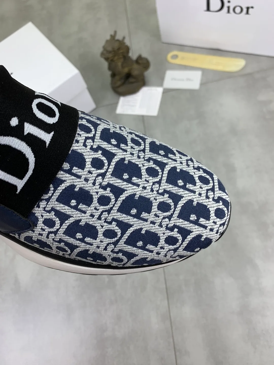 Men's Men's Shoes💰P440💰[New Style]🆘[Dior] 2025 Dior Original Lace-up Low-top Men's Shoes Classic casual shoes 🔥This model is the official classic model, with high quality and made by famous original designers. It is made of high-quality cowhide with original materials➕Comfortable and breathable mesh lining➕Pigskin insole. The perfect last shape and generous and fashionable design have attracted many consumers. Suitable for drivers to drive🚗. What you want is the highest quality in the market. Color: 3️⃣Color code number: 38--44 (45 customized)